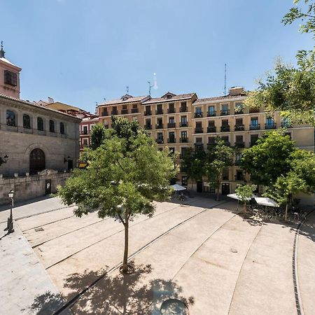 Ferienwohnung Plaza Paja Arrendamiento De Temporada Madrid Exterior foto